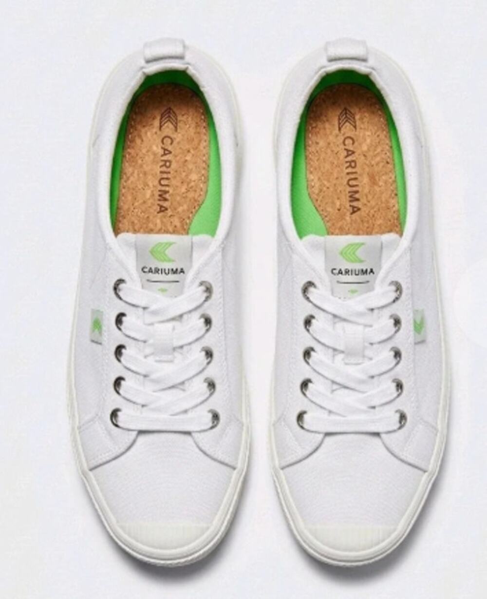 Cariuma OCA Sneakers Low Off-White Canvas Womens Size 5 NEW